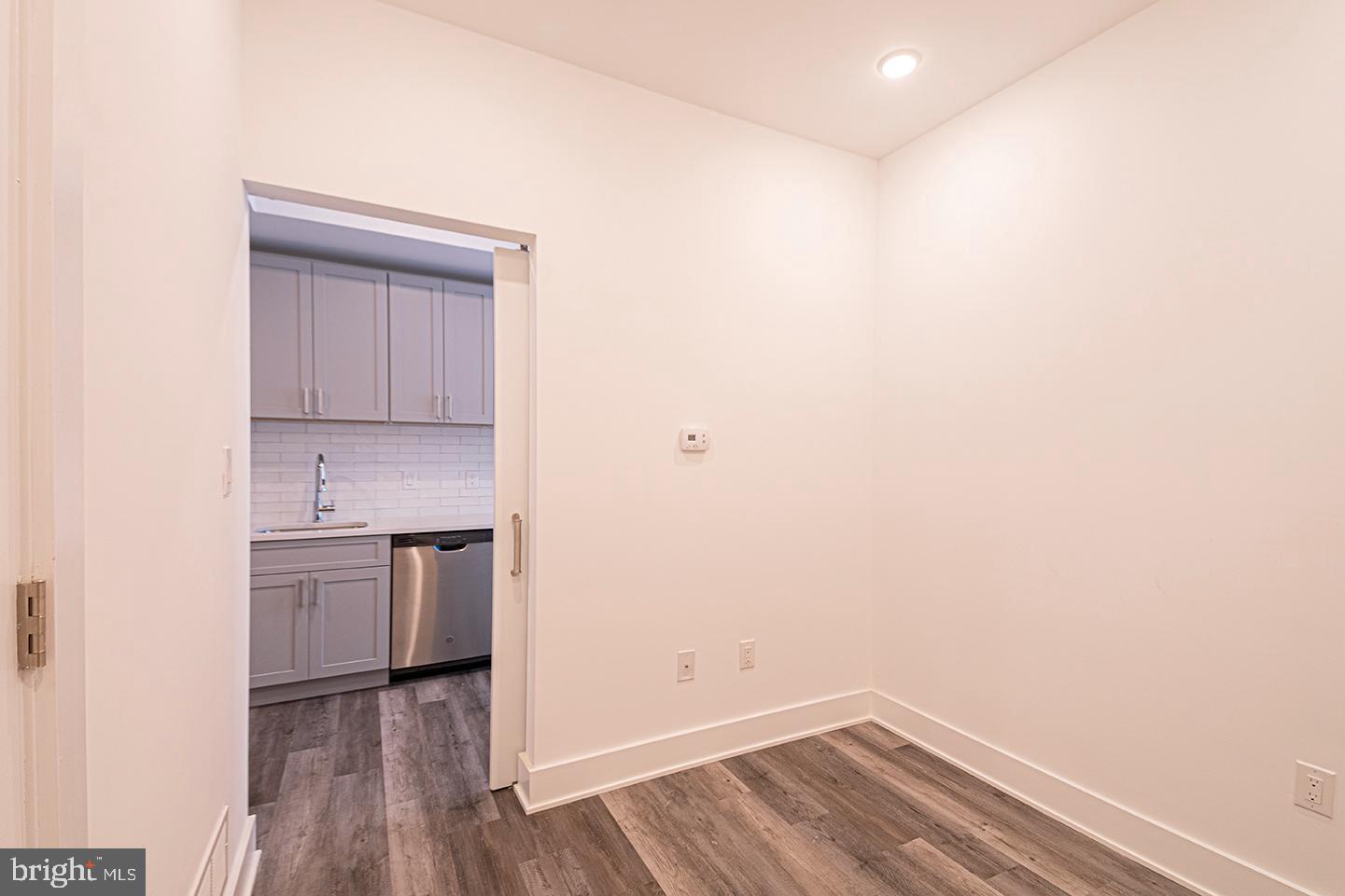 1245 RIDGE AVE #UNIT 206