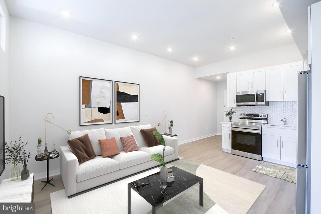 1330 S PATTON ST #UNIT 305