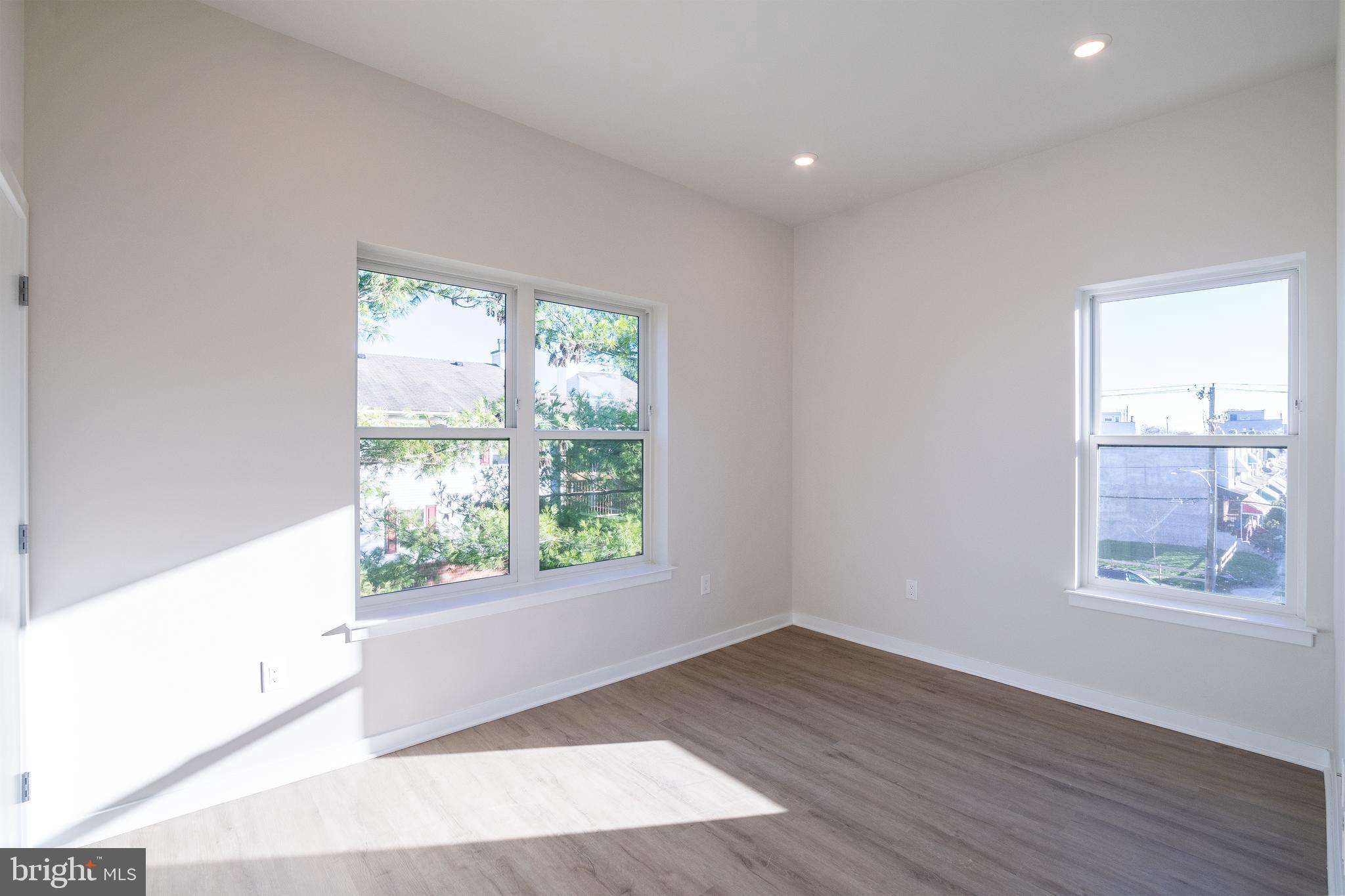 1330 S PATTON ST #UNIT 401