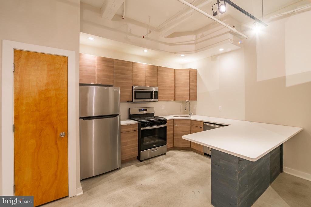 314 BROWN ST #B2