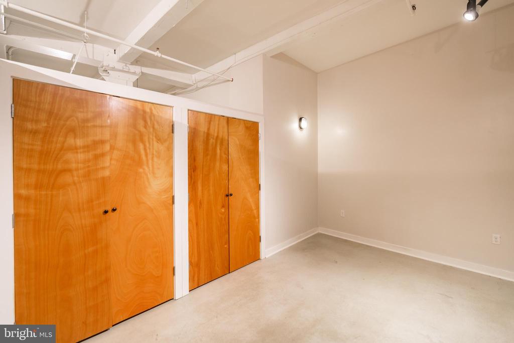 314 BROWN ST #B2