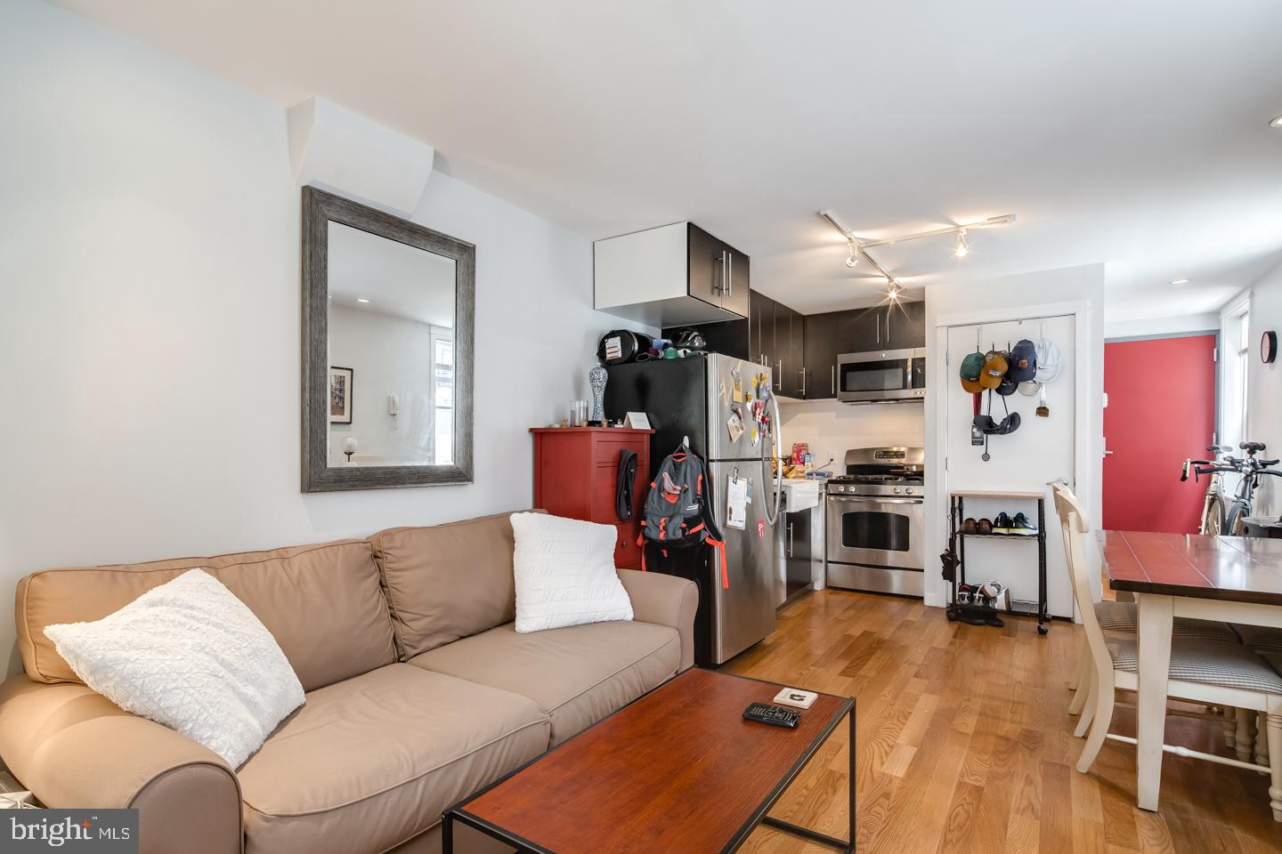1320 PINE ST #UNIT 1R