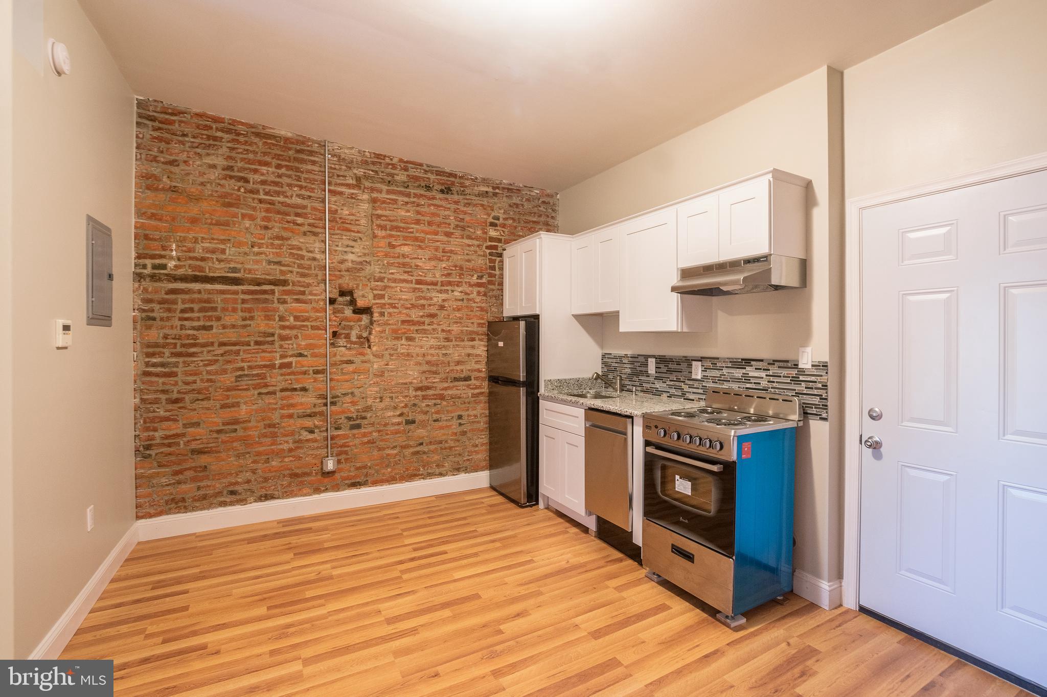 1126 E PASSYUNK AVE #UNIT 3