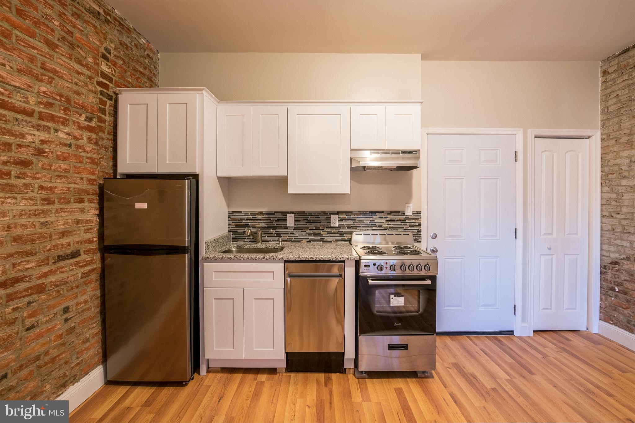 1126 E PASSYUNK AVE #UNIT 3
