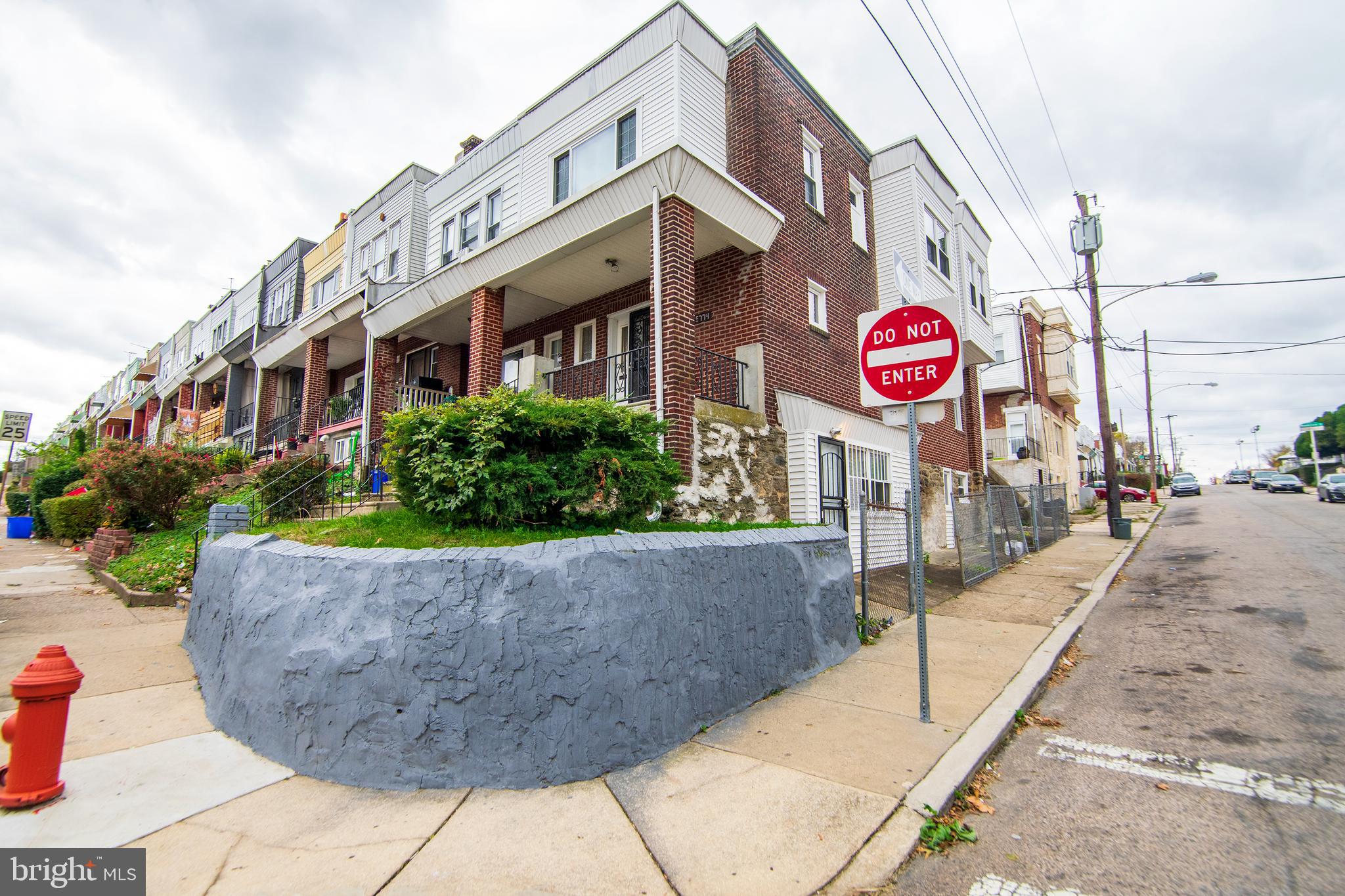 5774 N 20TH ST #UPPER UNIT