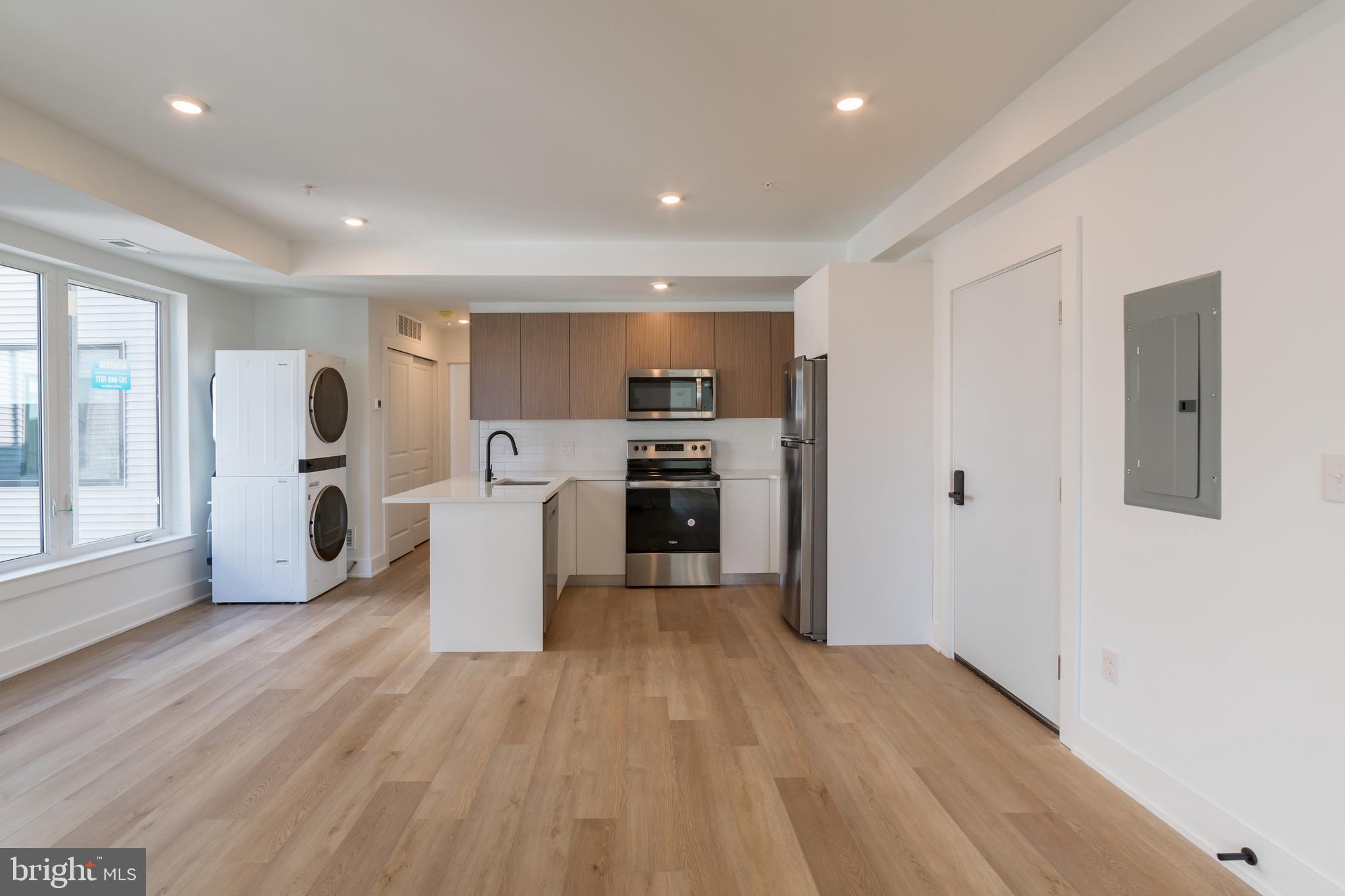 5900 GERMANTOWN AVE #UNIT 11