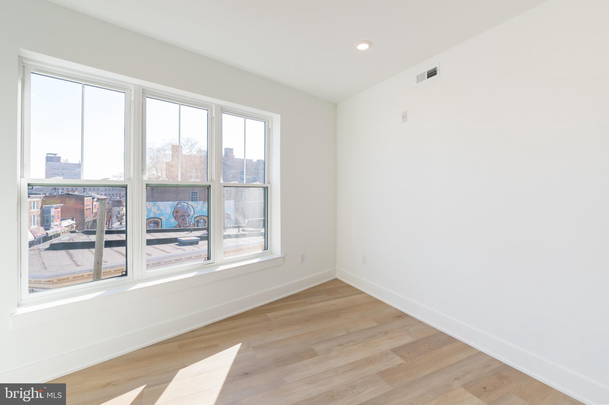 5900 GERMANTOWN AVE #UNIT 12