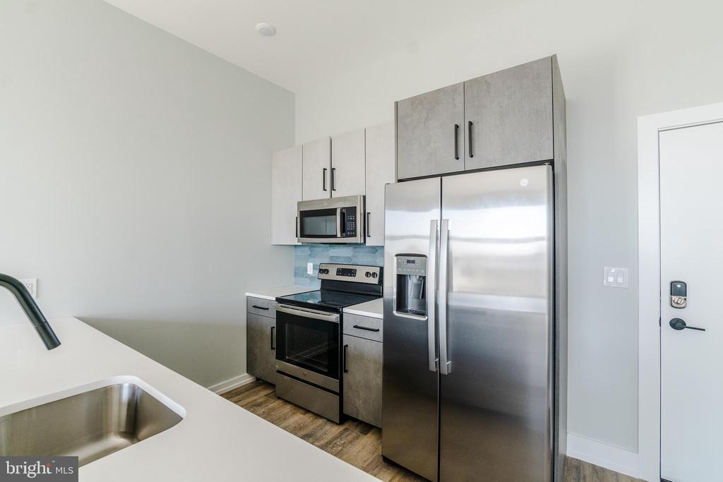 2233 N 7TH ST #UNIT 412