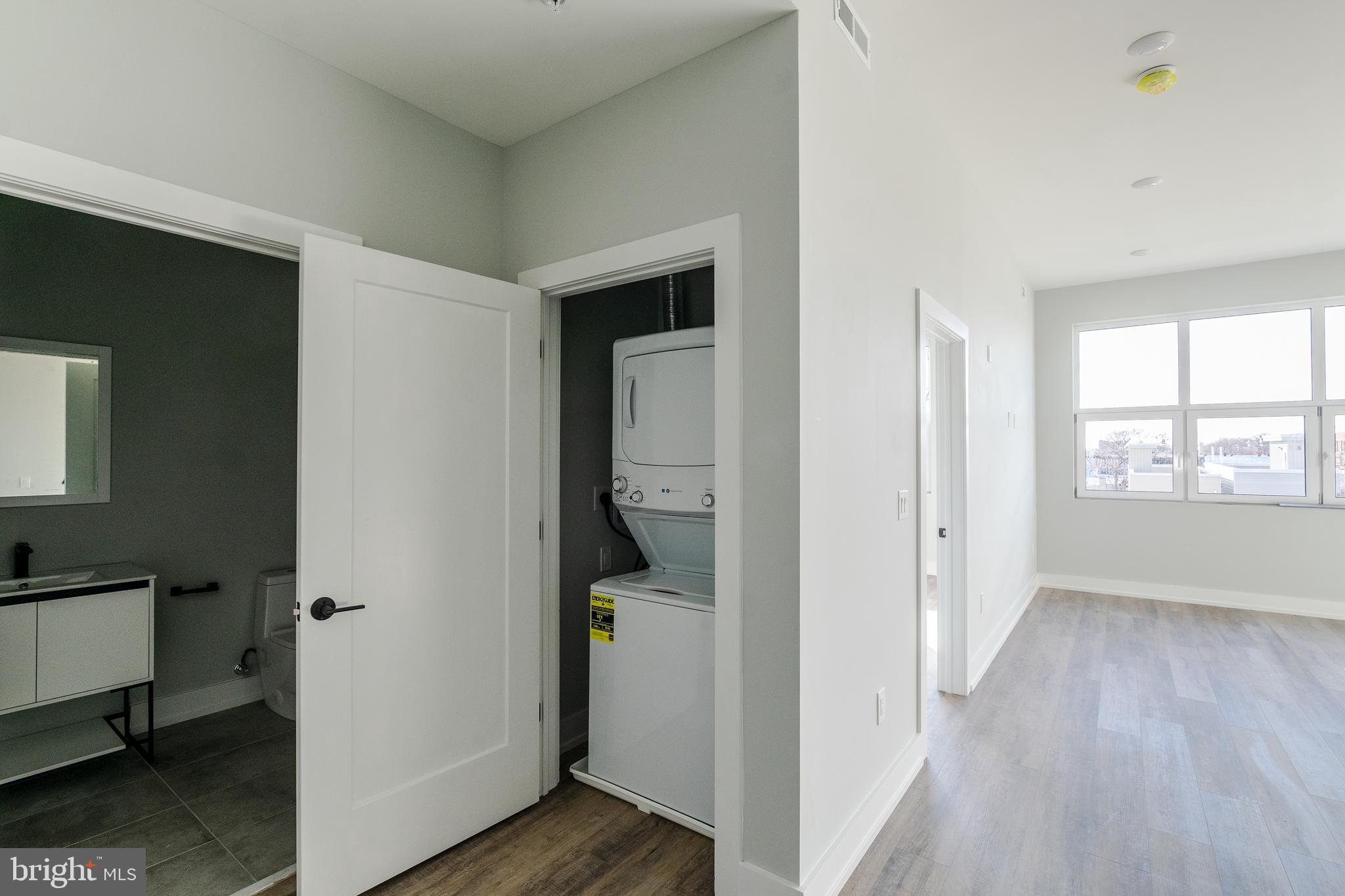 2233 N 7TH ST #UNIT 412