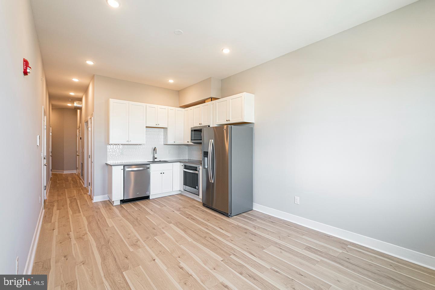 1946 N 6TH ST #UNIT 2