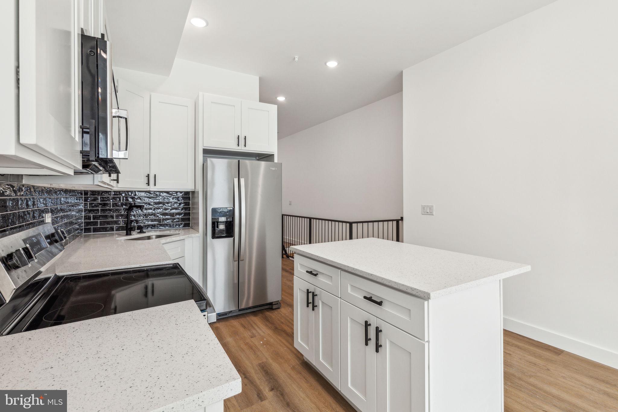 2306 N FAIRHILL ST #2