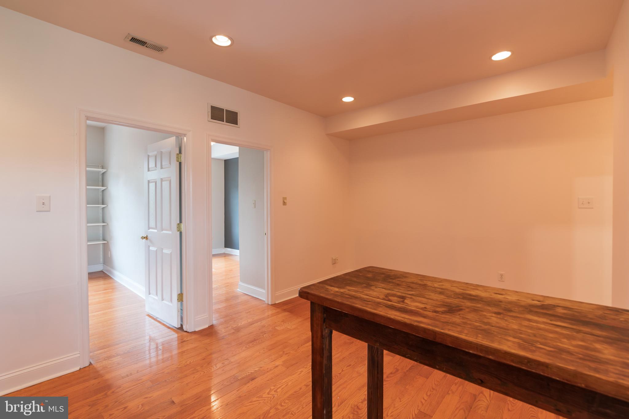 1733 WALLACE ST #UNIT 5