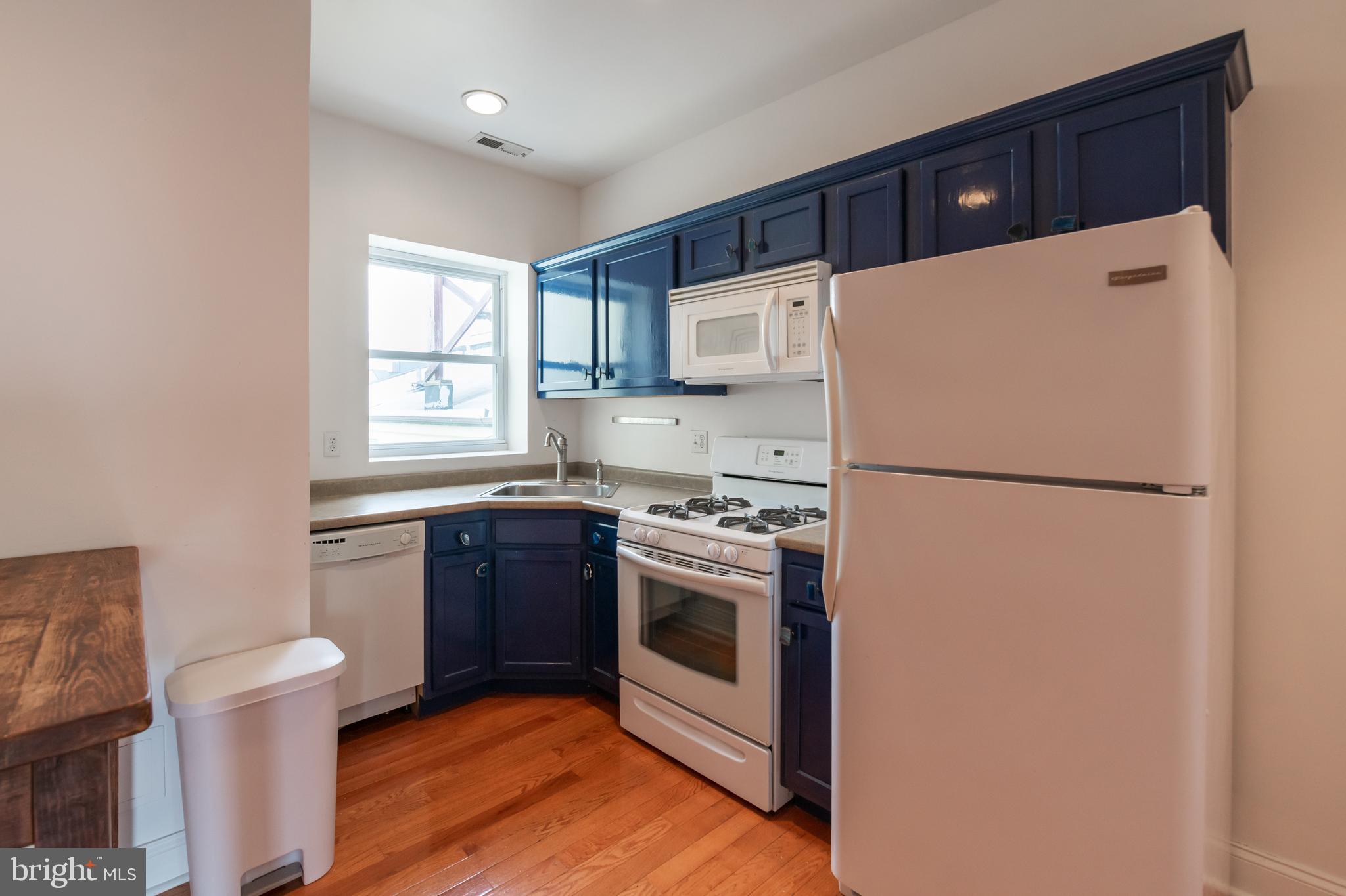 1733 WALLACE ST #UNIT 5