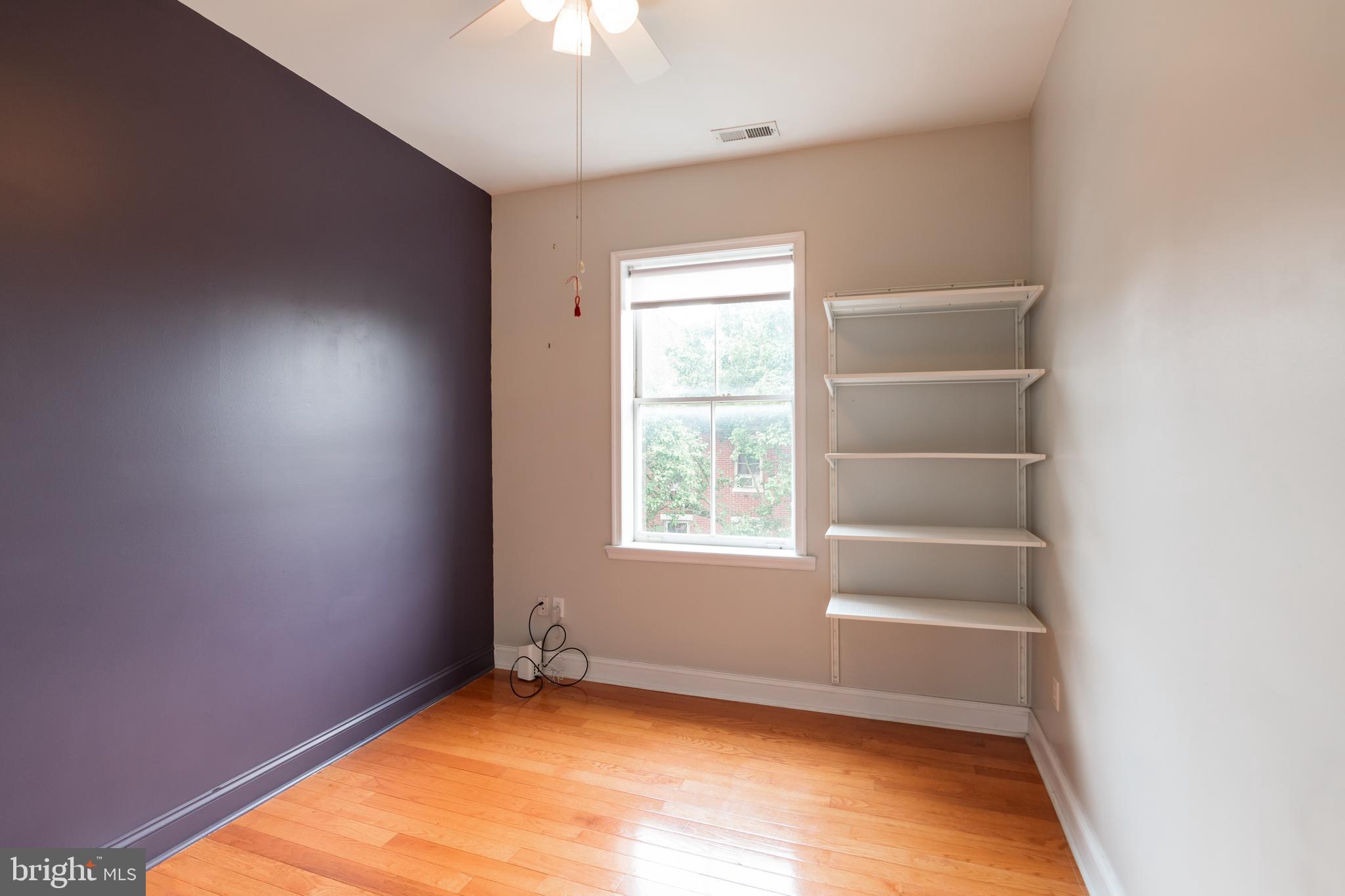 1733 WALLACE ST #UNIT 5