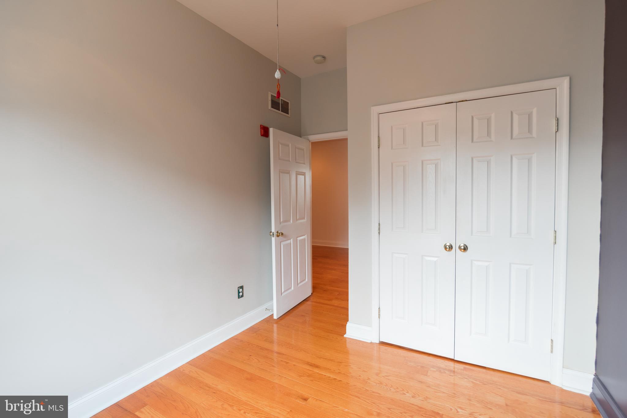 1733 WALLACE ST #UNIT 5