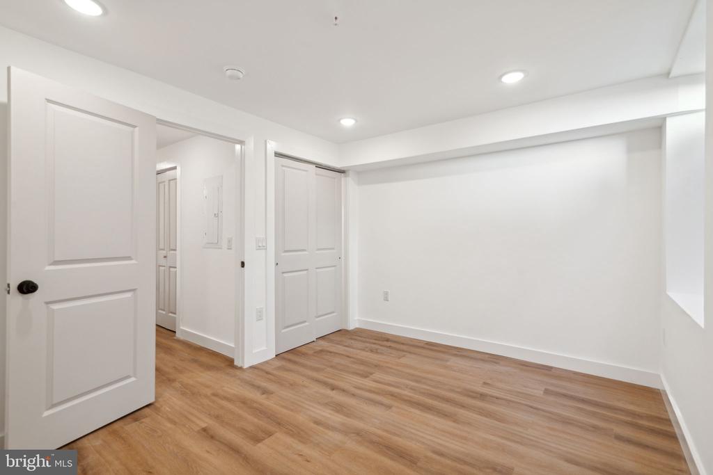 922 W SUSQUEHANNA AVE #1