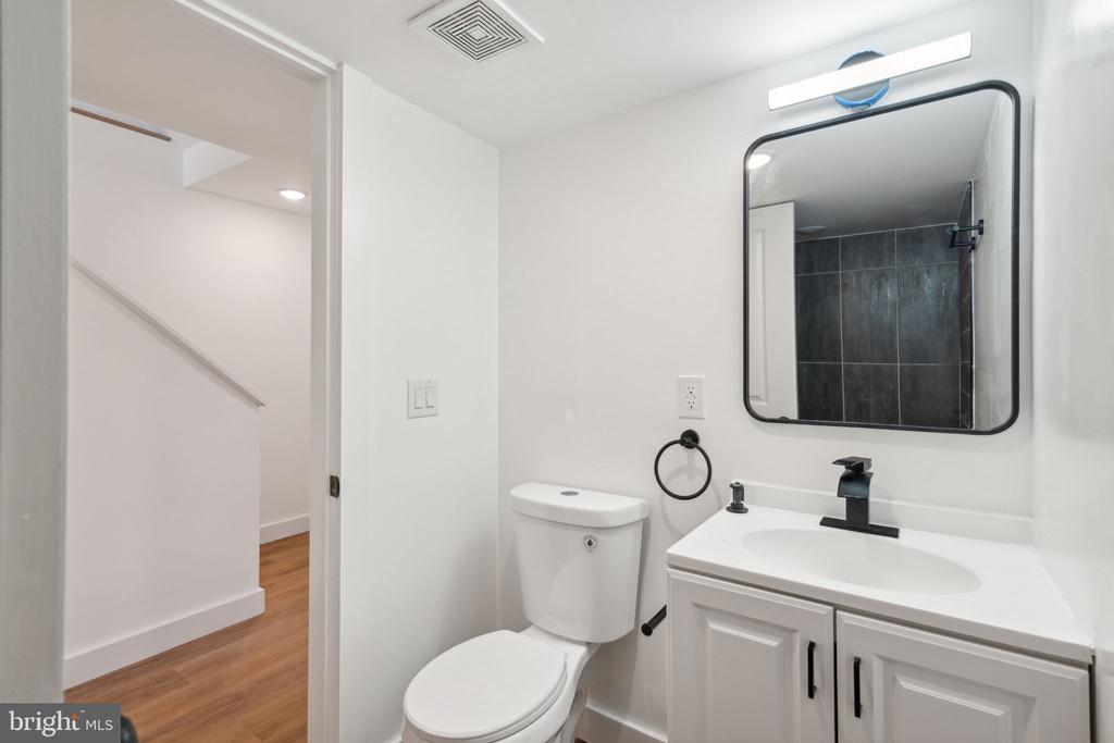 922 W SUSQUEHANNA AVE #1