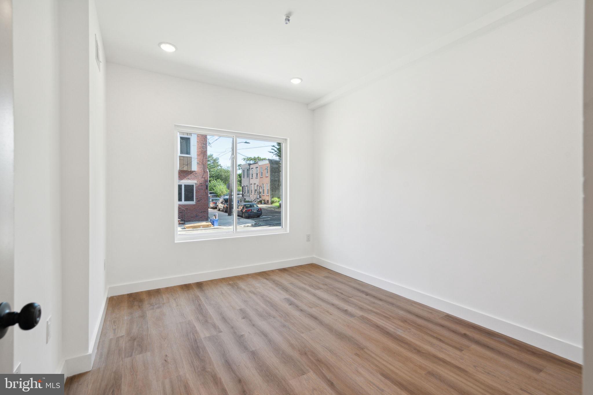 922 W SUSQUEHANNA AVE #1