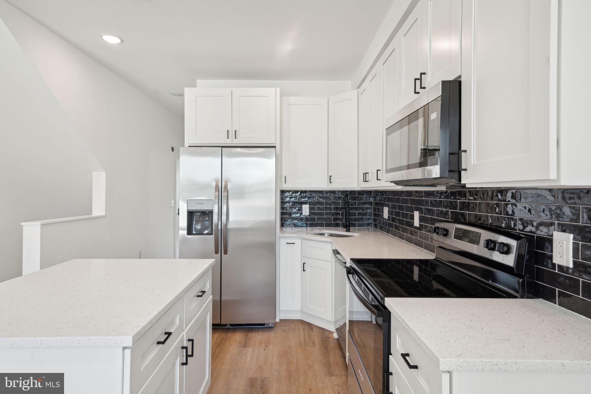 922 W SUSQUEHANNA AVE #1