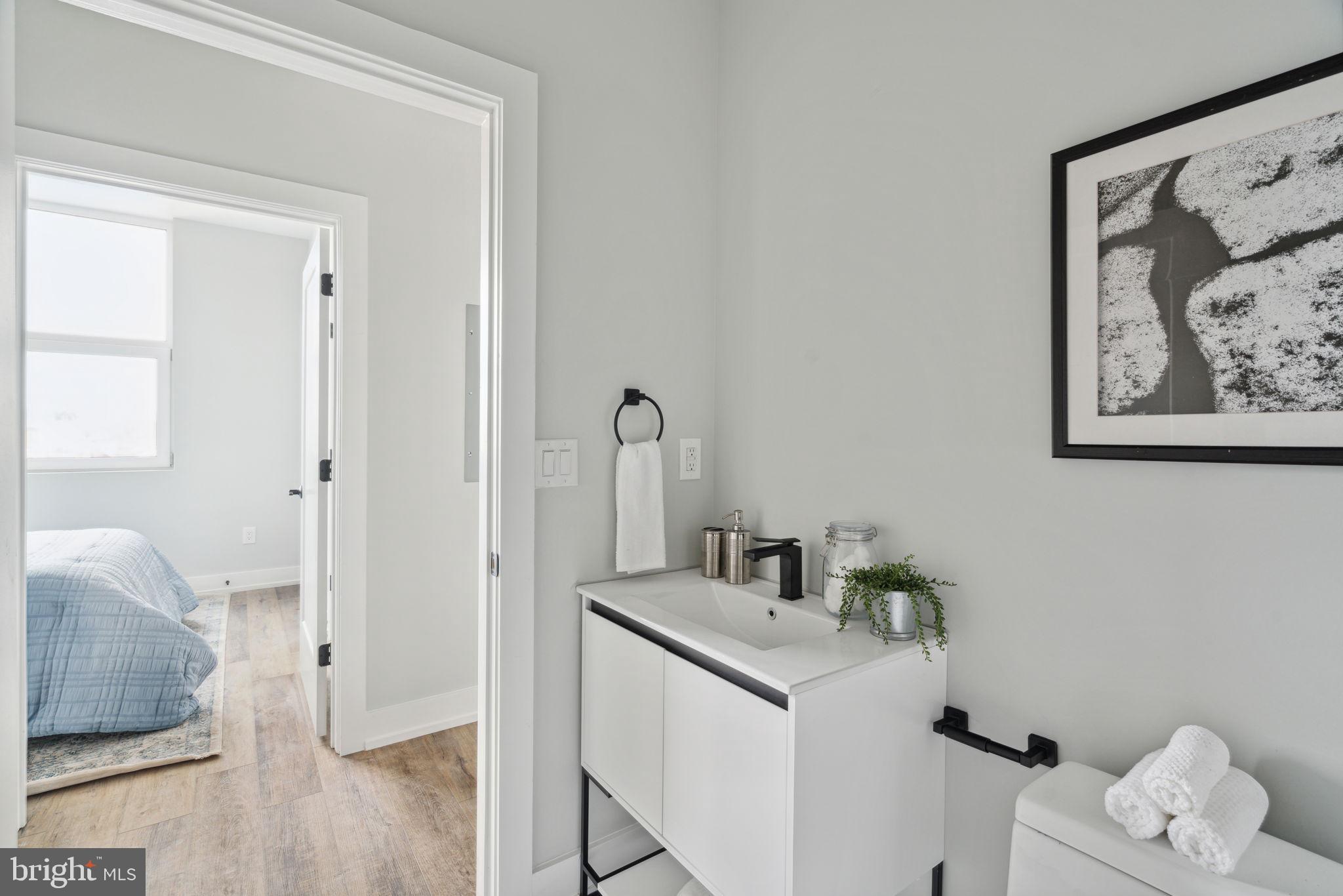 2233 N 7TH ST #UNIT 210