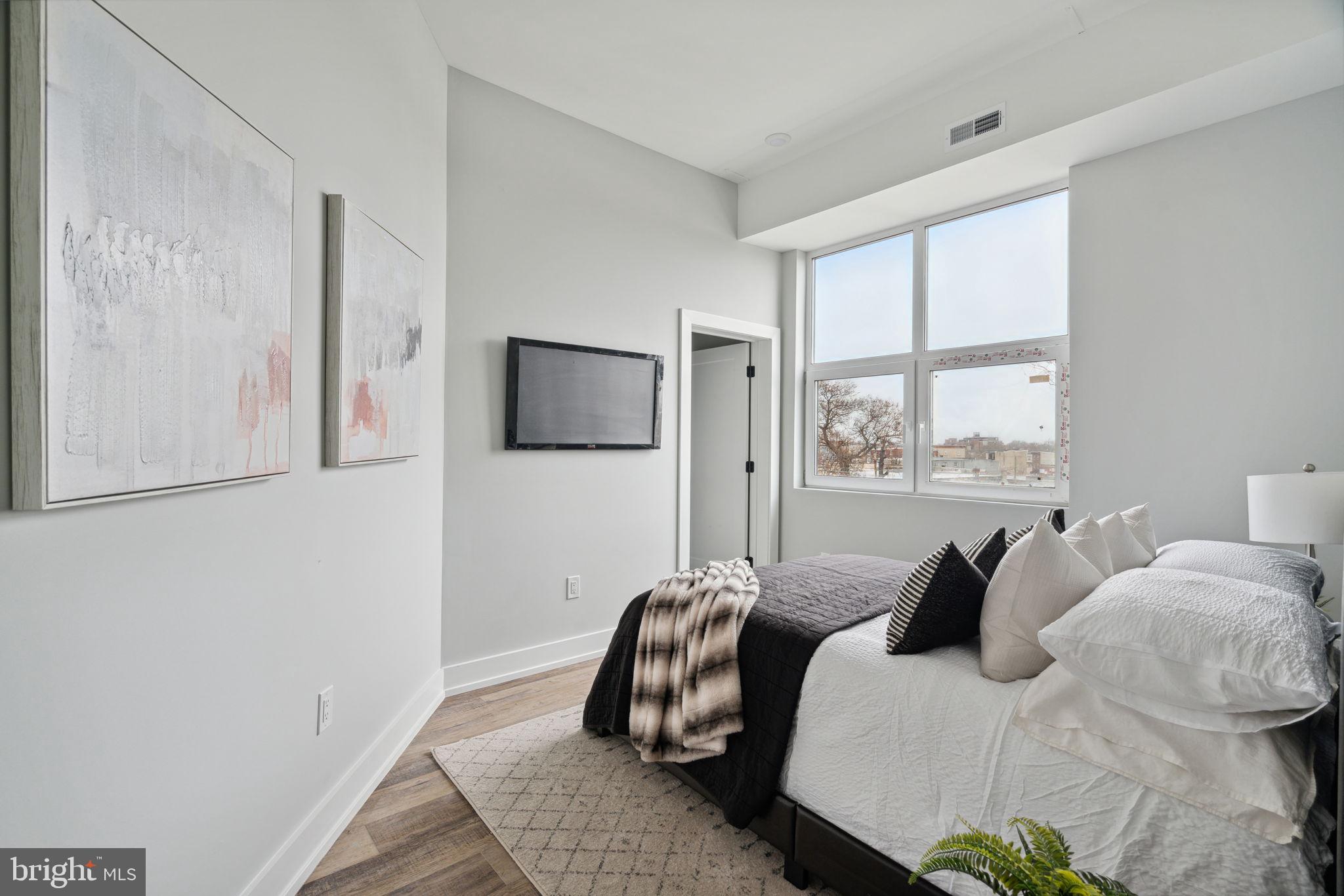 2233 N 7TH ST #UNIT 210