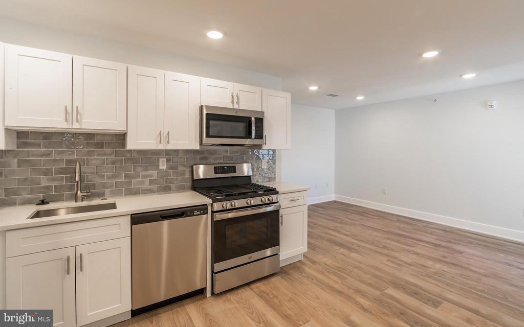 1616 N BAILEY ST #UNIT 202