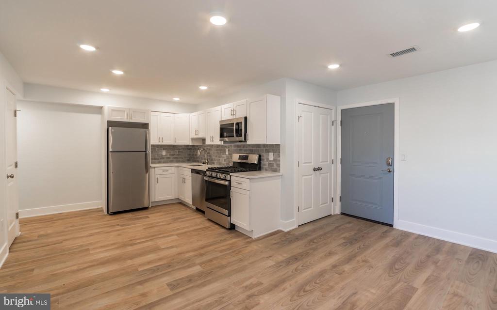 1616 N BAILEY ST #UNIT 202