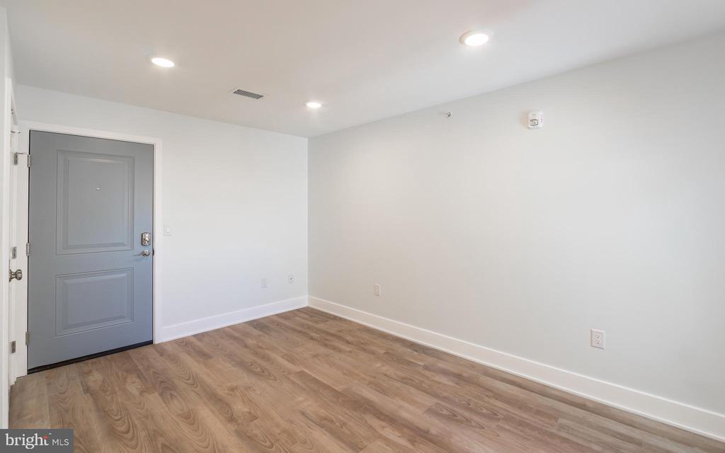 1616 N BAILEY ST #UNIT 202