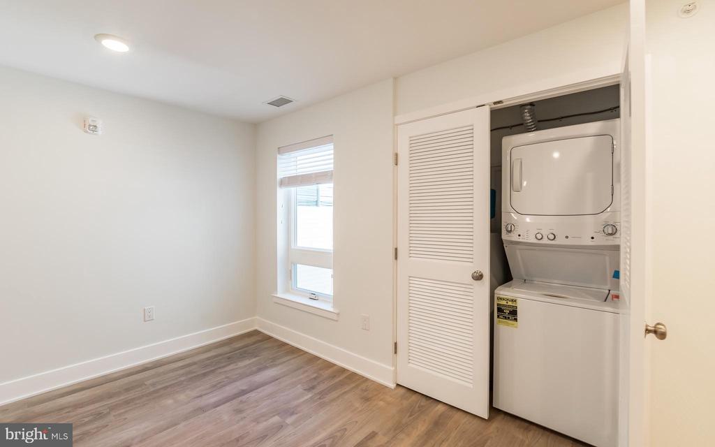 1616 N BAILEY ST #UNIT 202