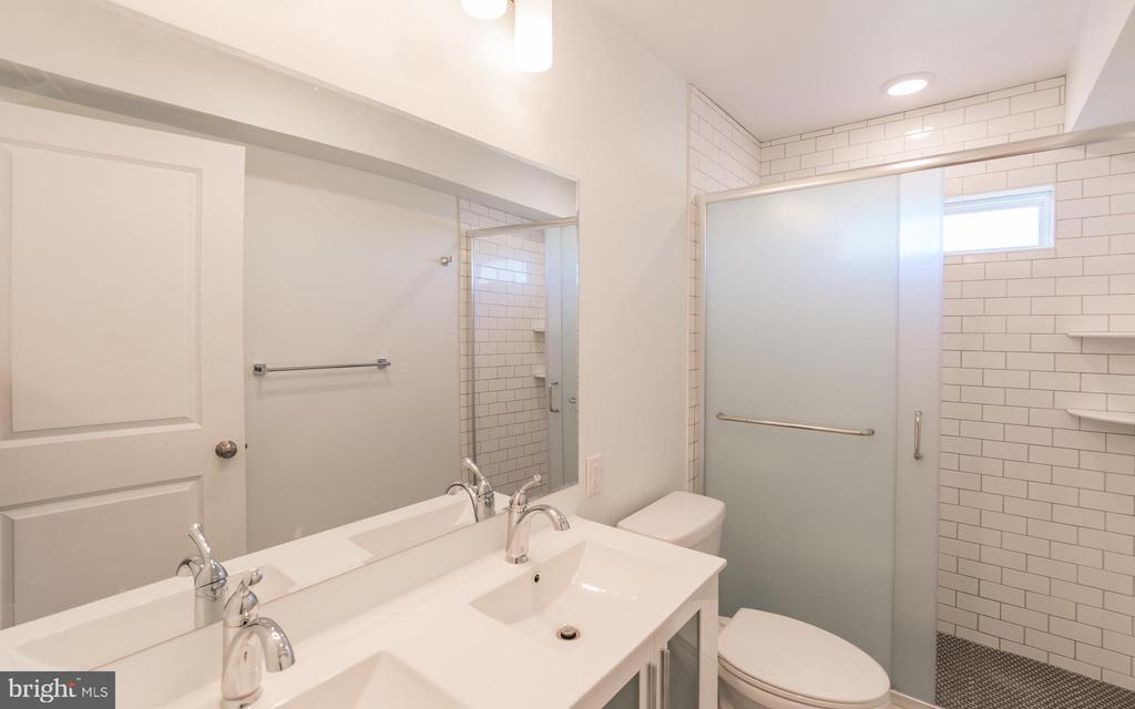 1616 N BAILEY ST #UNIT 202