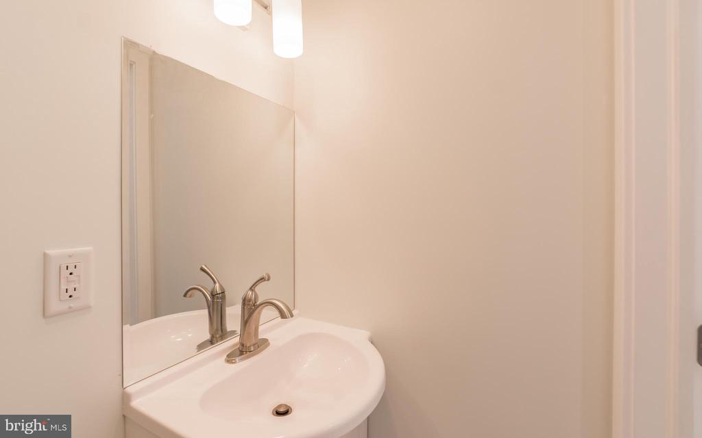 1616 N BAILEY ST #UNIT 301
