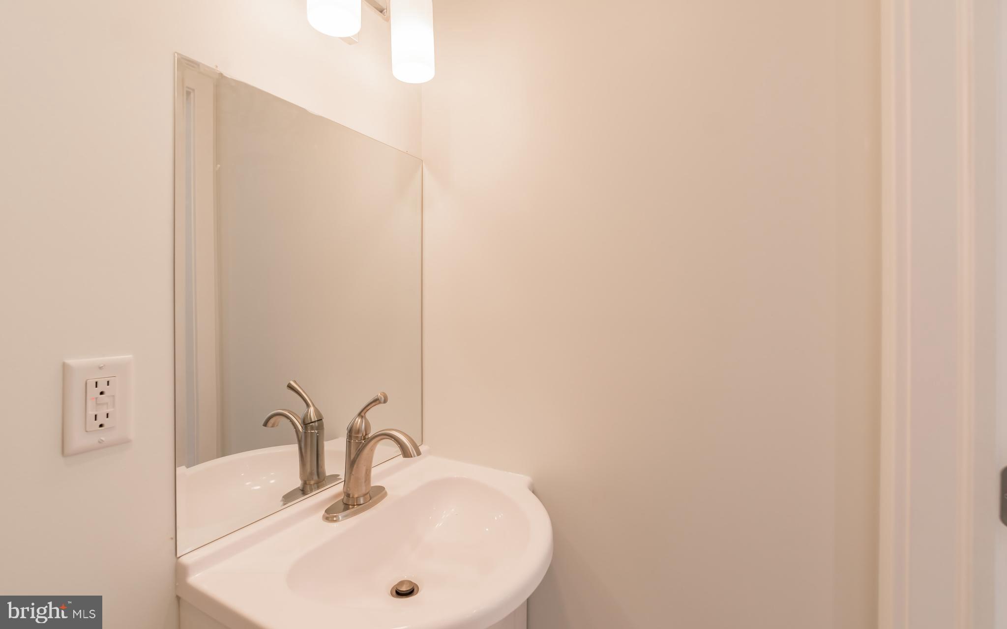 1616 N BAILEY ST #UNIT 301