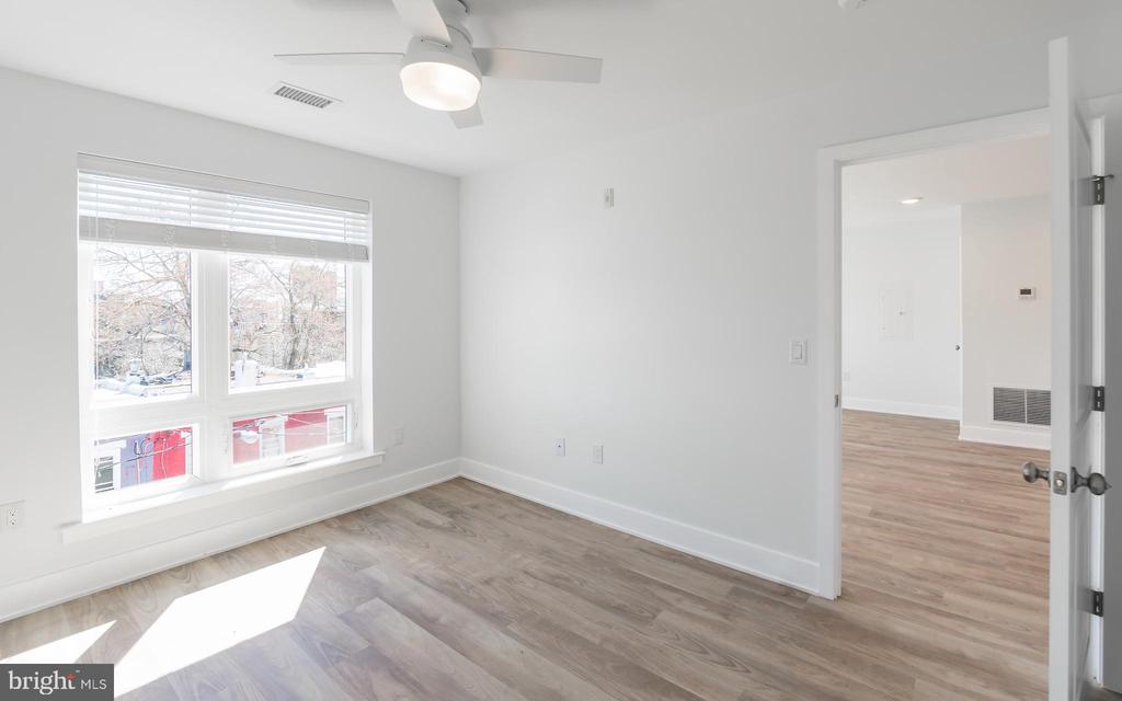 1616 N BAILEY ST #UNIT 301