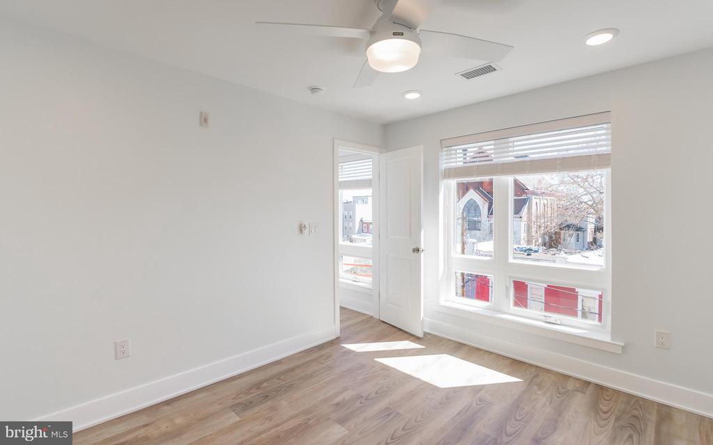 1616 N BAILEY ST #UNIT 301