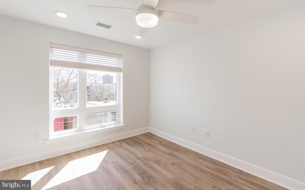 1616 N BAILEY ST #UNIT 301