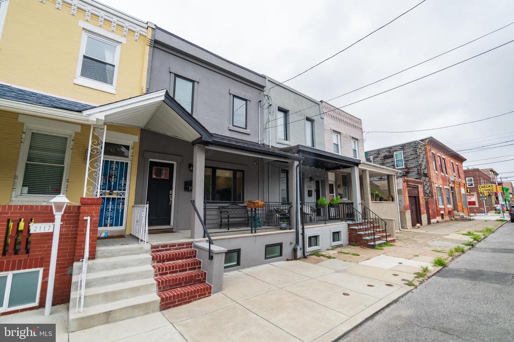 2115 WHARTON ST