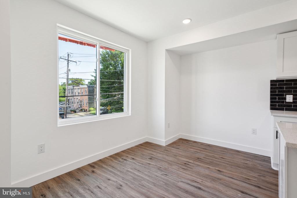 922 W SUSQUEHANNA AVE #2