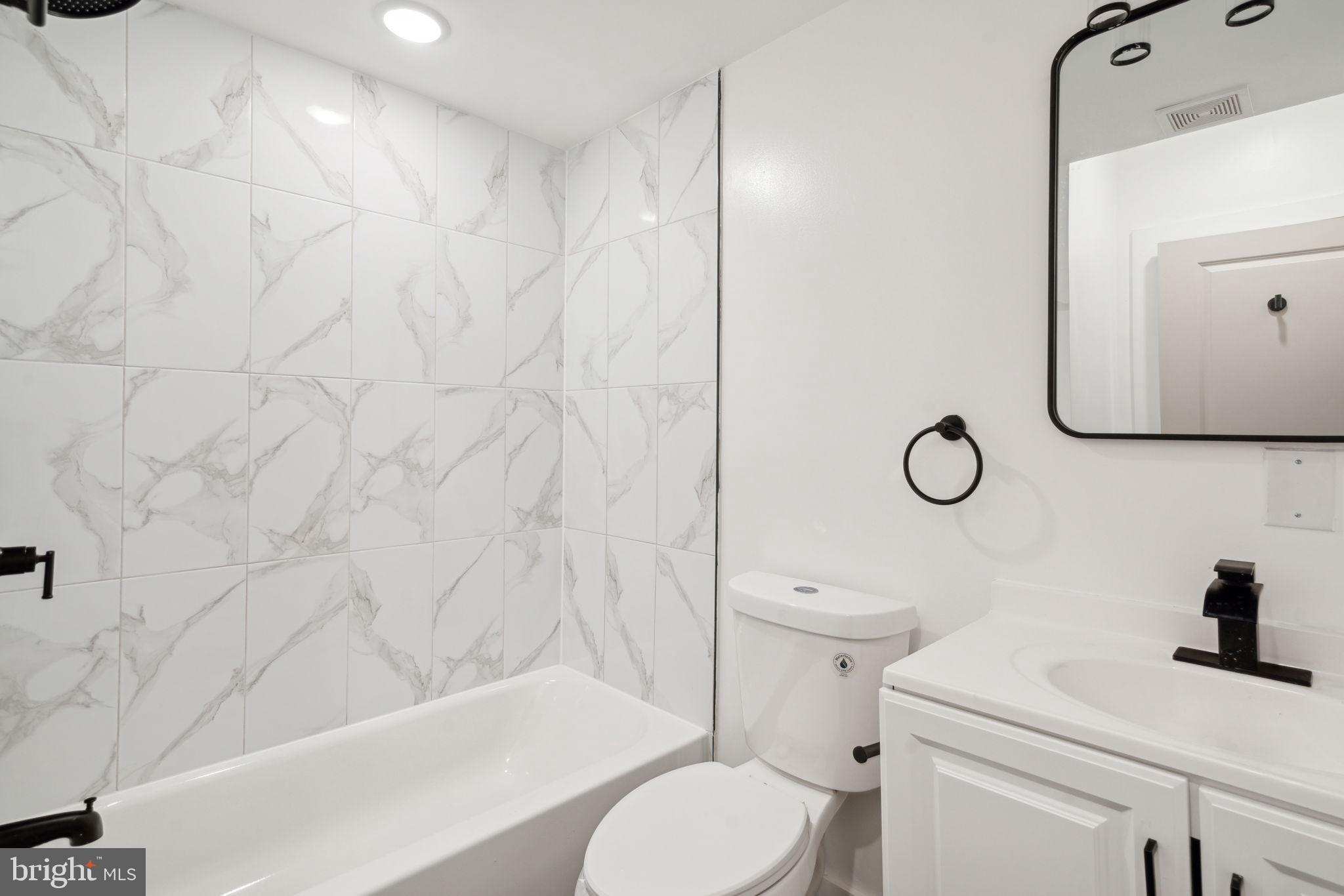 922 W SUSQUEHANNA AVE #2