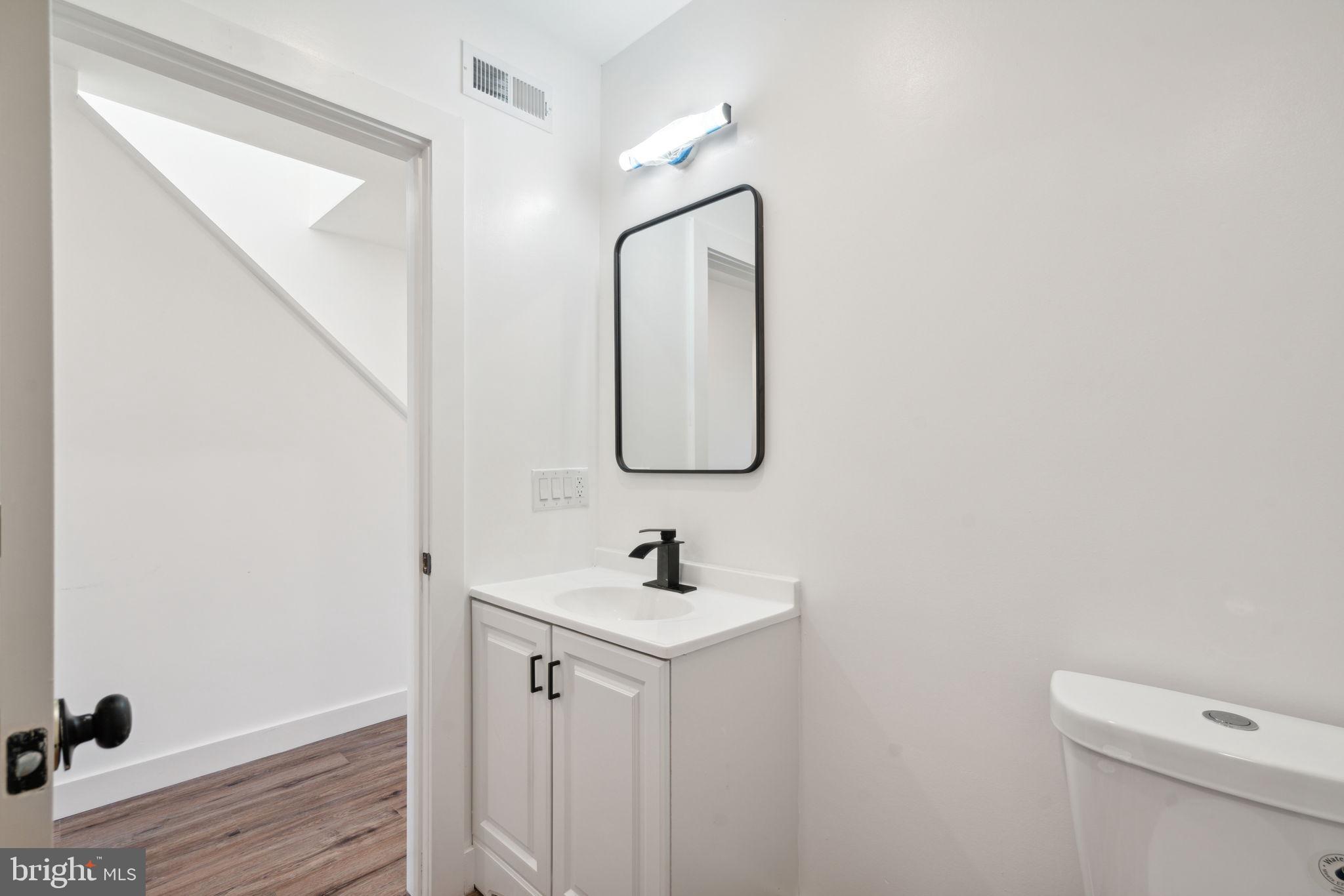 922 W SUSQUEHANNA AVE #2