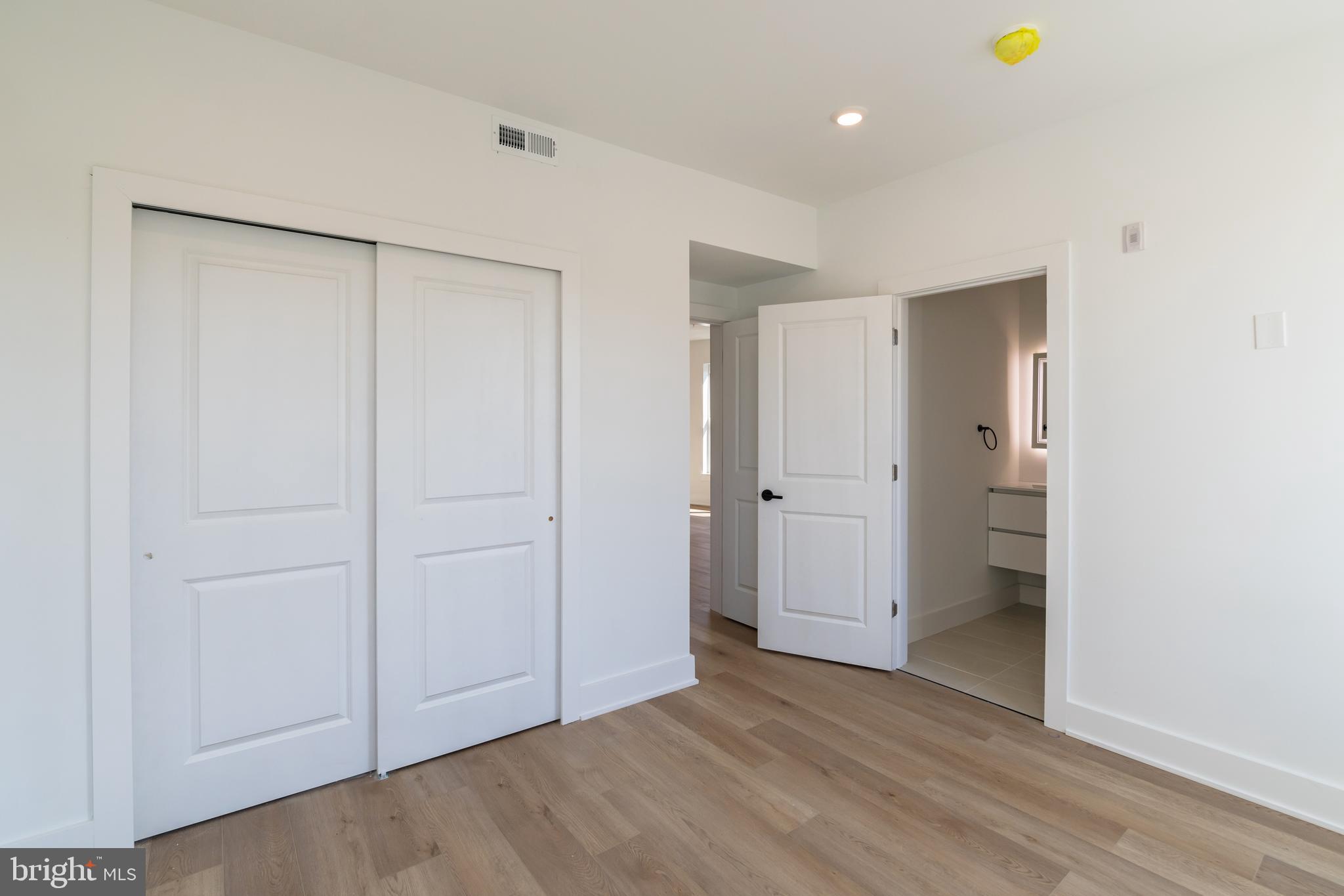 5900 GERMANTOWN AVE #UNIT 15