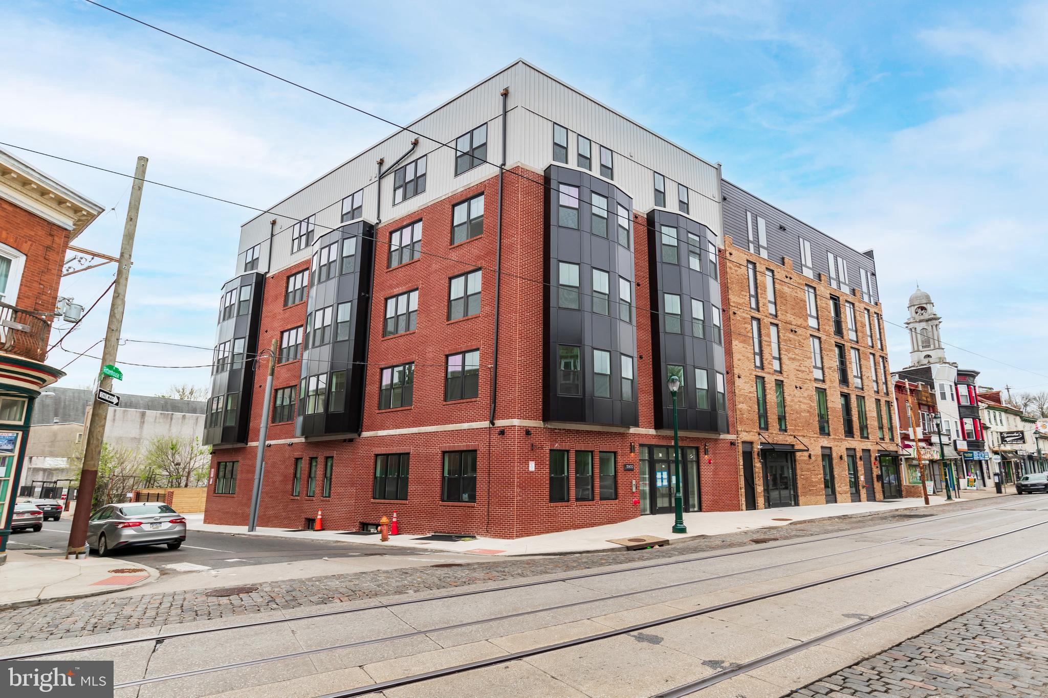 5900 GERMANTOWN AVE #UNIT 16