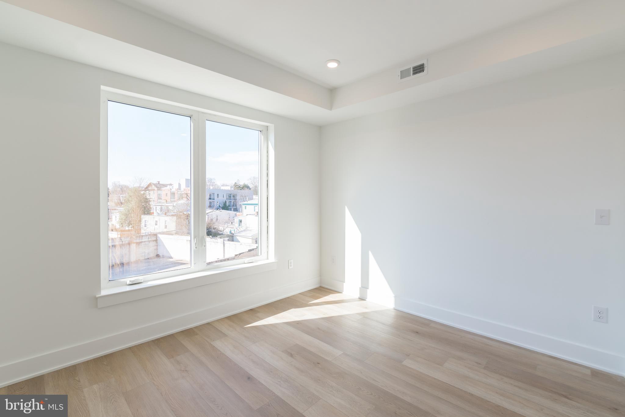 5900 GERMANTOWN AVE #UNIT 16