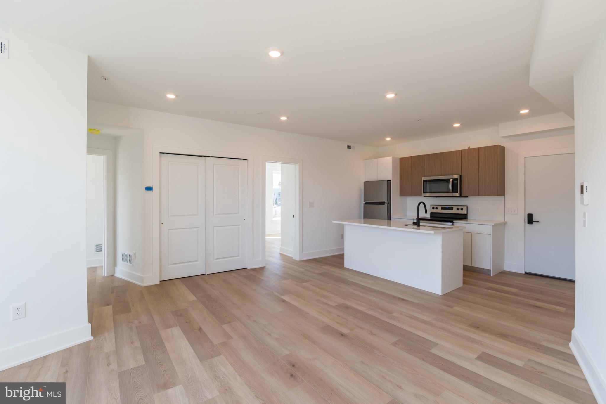 5900 GERMANTOWN AVE #UNIT 19