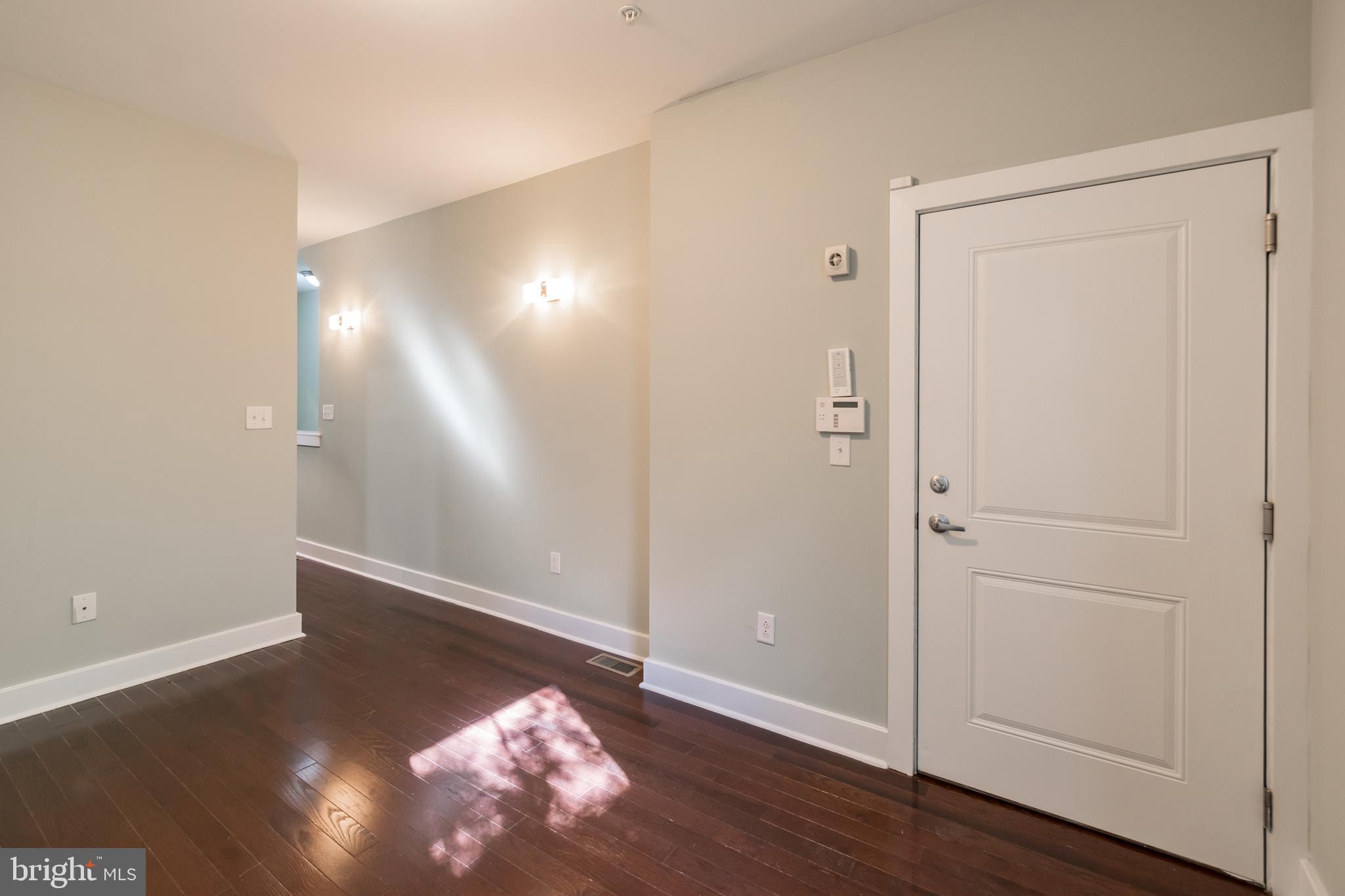 2012 W GIRARD AVE #UNIT 13A