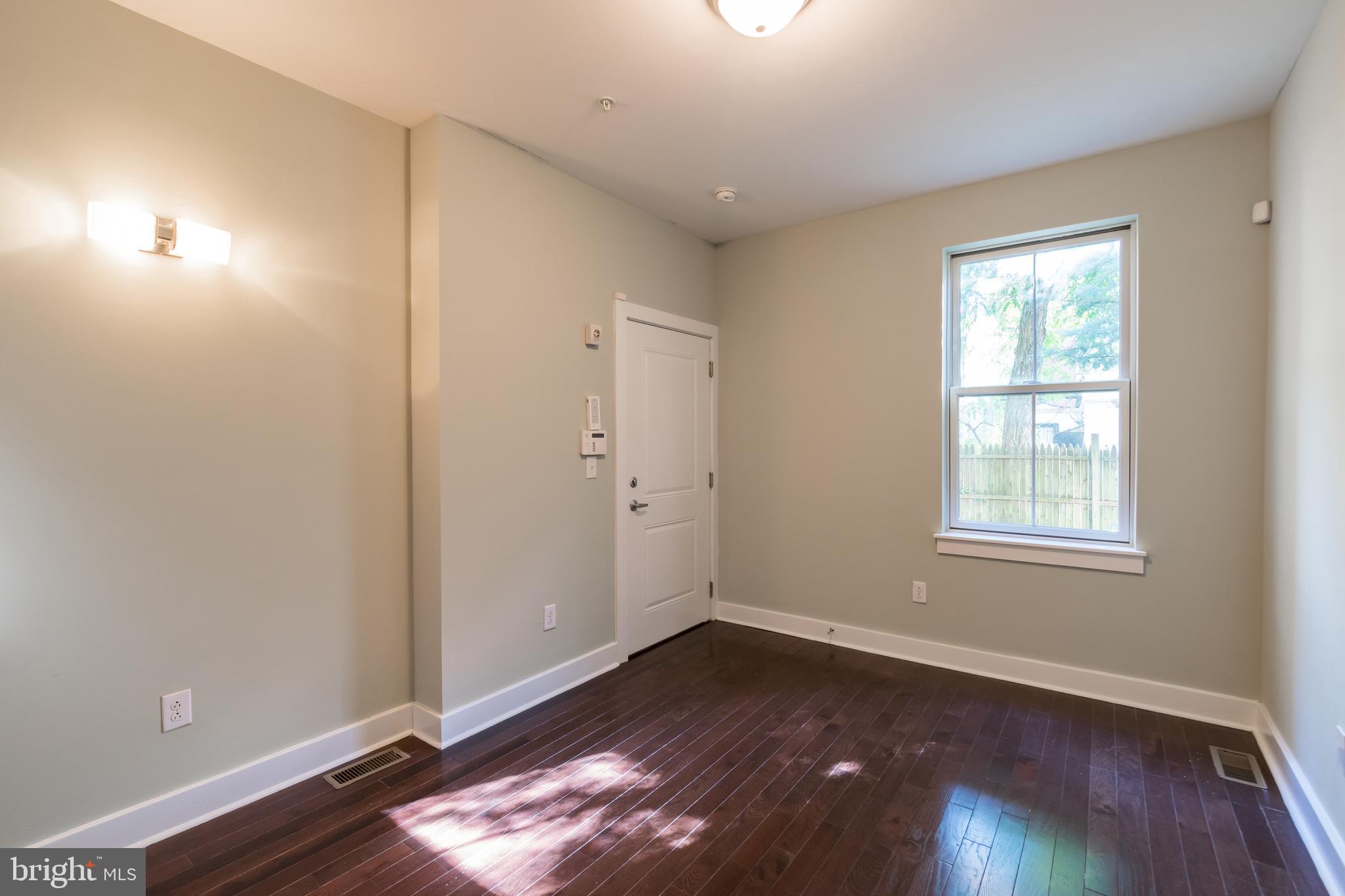 2012 W GIRARD AVE #UNIT 13A