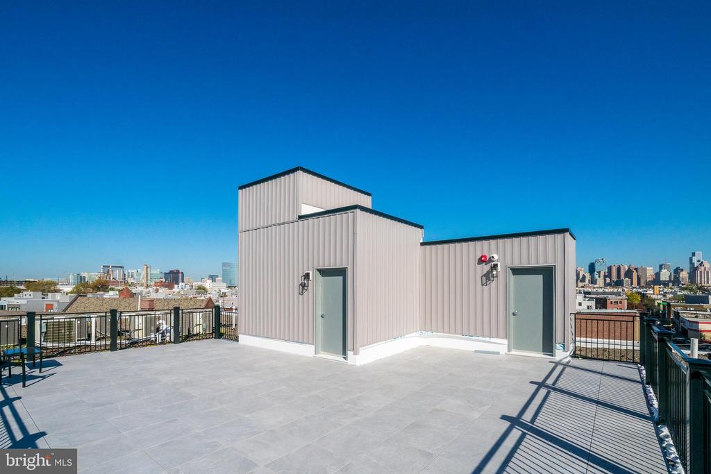 1420 POINT BREEZE AVE #UNIT 204
