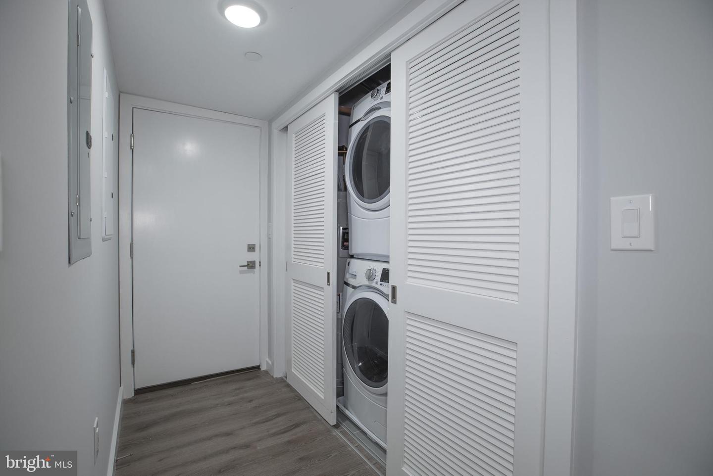 745 N 20TH ST #UNIT 1