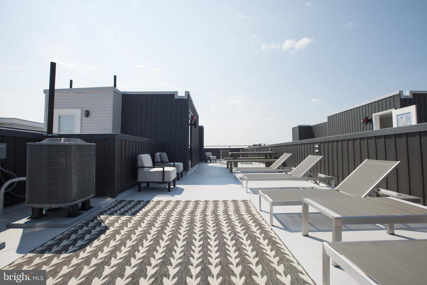 745 N 20TH ST #UNIT 1