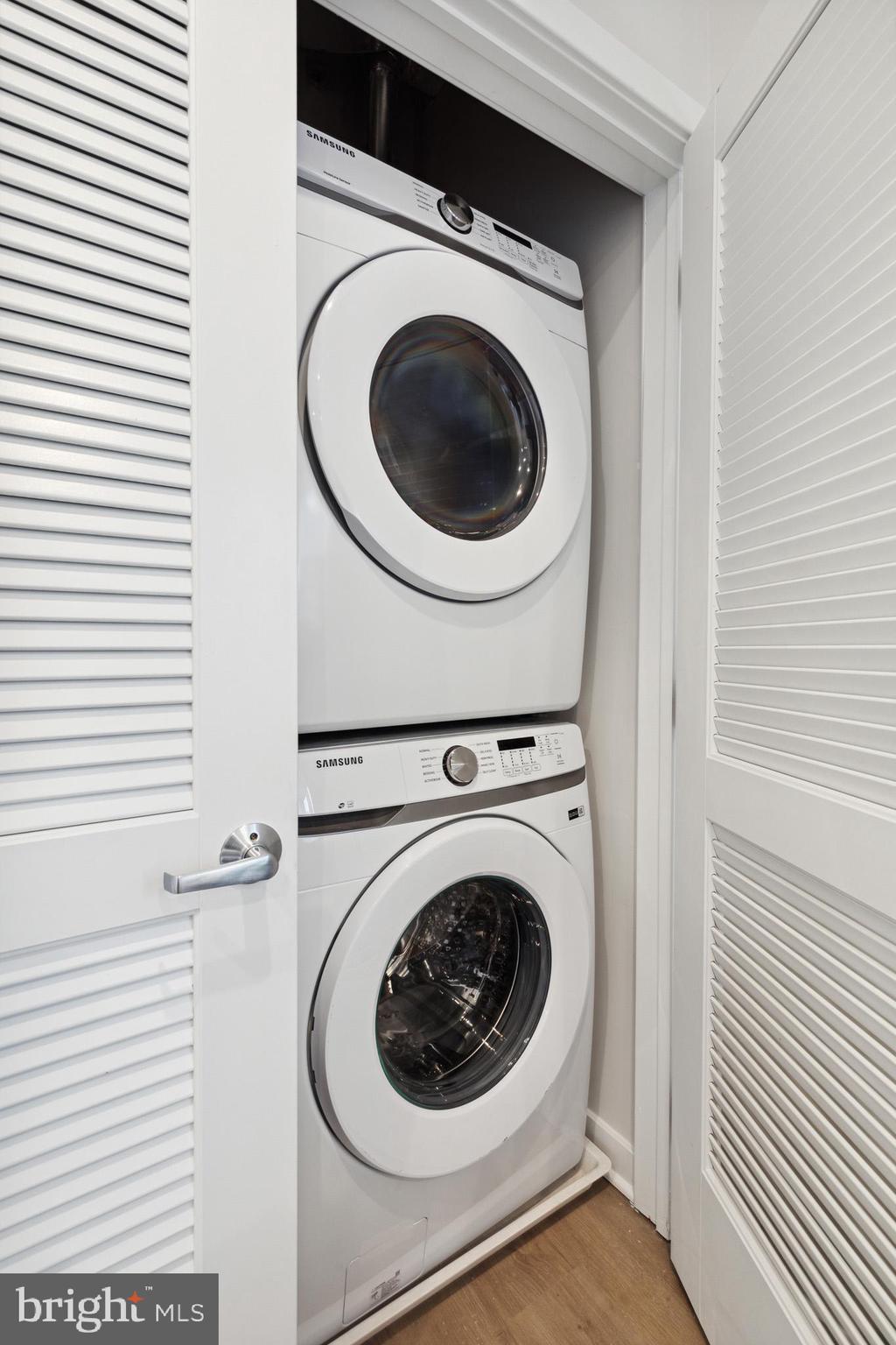 1330 S PATTON ST #UNIT 301