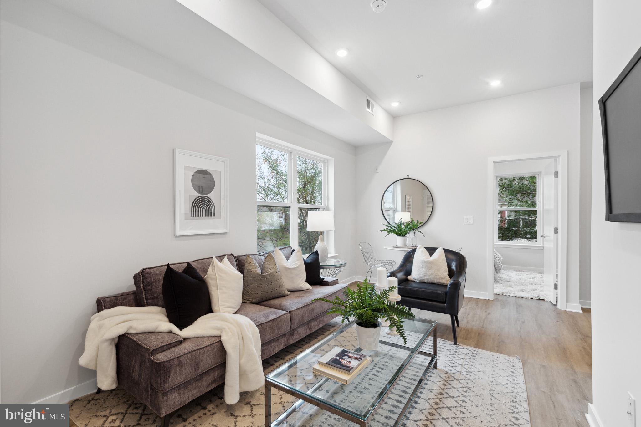 1330 S PATTON ST #UNIT 301